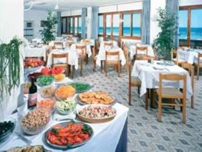 Hotel Majestic بيزارو المظهر الخارجي الصورة